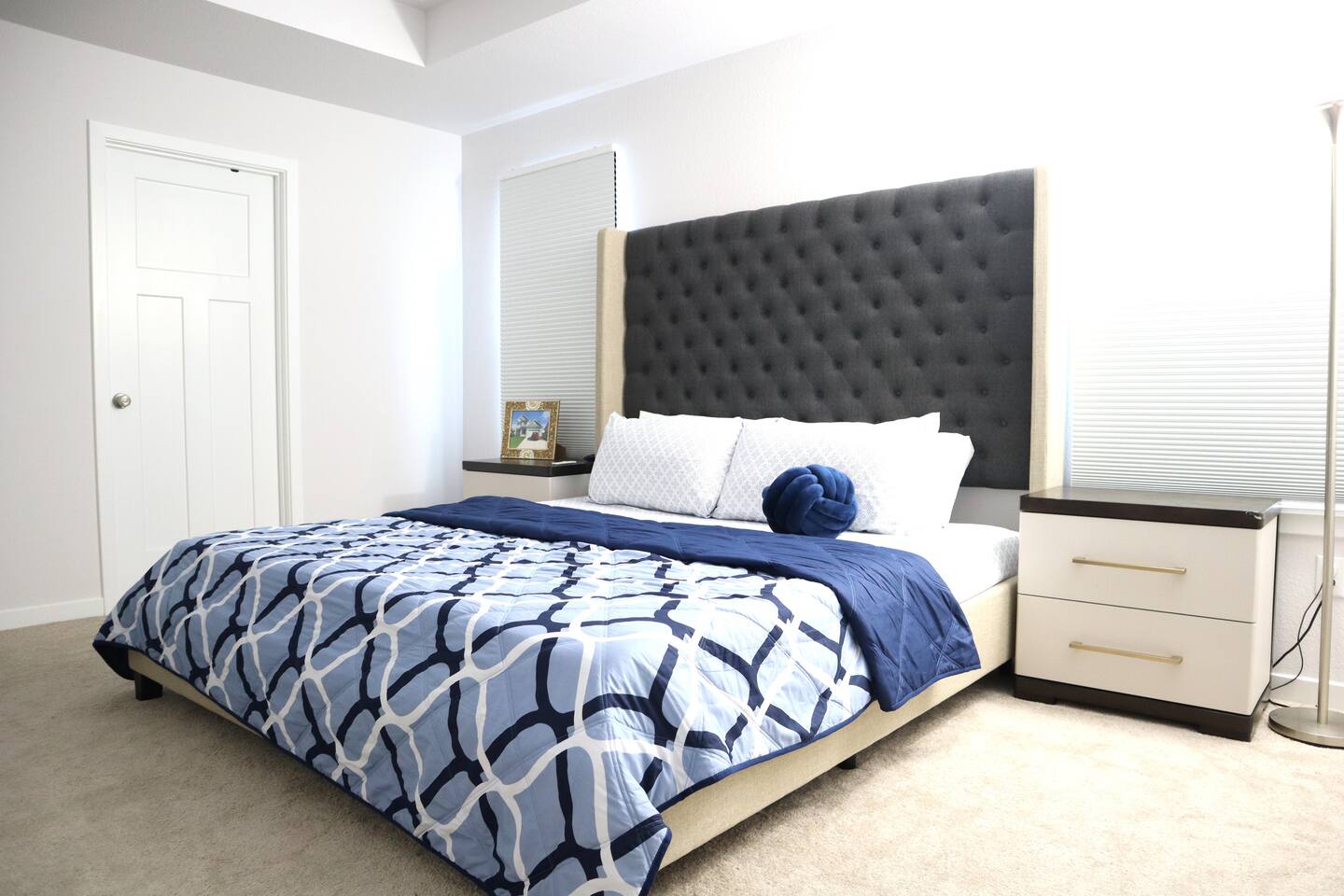 King Room: Luxe Bath, Cinema, & New Build Charm — cover image